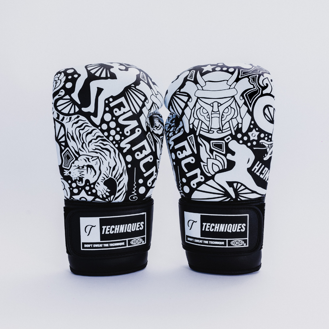 Musashi Gloves &amp; Cookies n&#39; Cream MMA Shorts